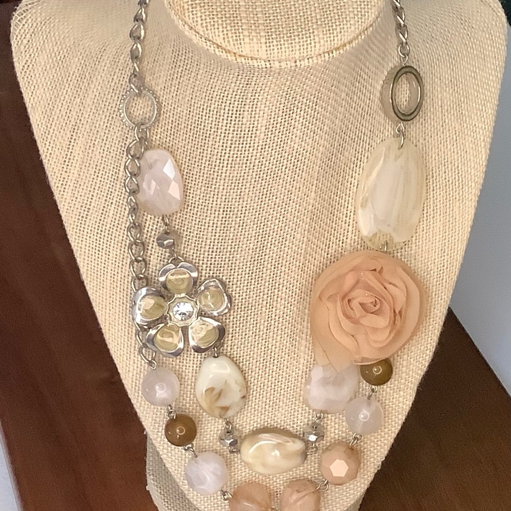 Beautiful Princess Length Flower Bead and Stone Necklace